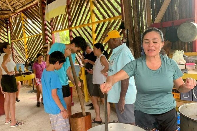 authentic-garifuna-cooking-class-in-hopkins-village-belize