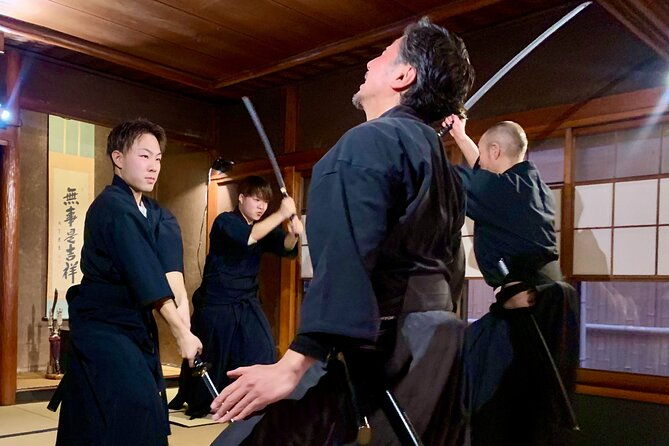 authentic-samurai-experience-with-real-actors