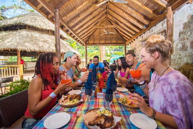 bamboo-rafting-river-tubing-and-appleton-rum-tasting