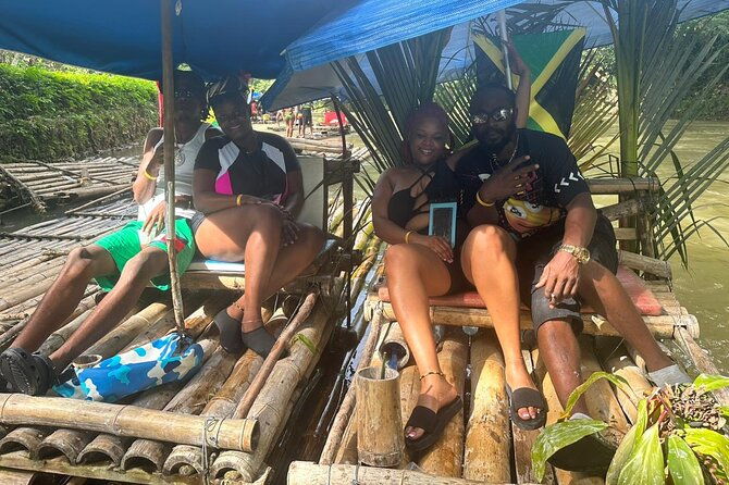bamboo-river-rafting-with-limestone-massage-from-negril