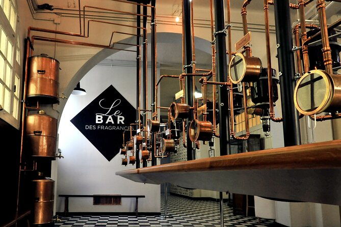 bar-of-fragrances-grasse