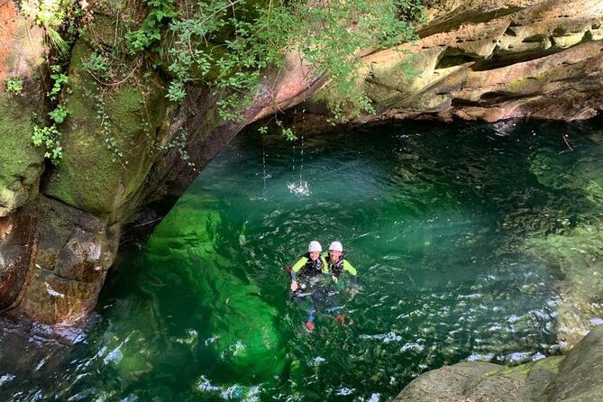 basic-corippo-canyoning-experience-in-valle-verzasca