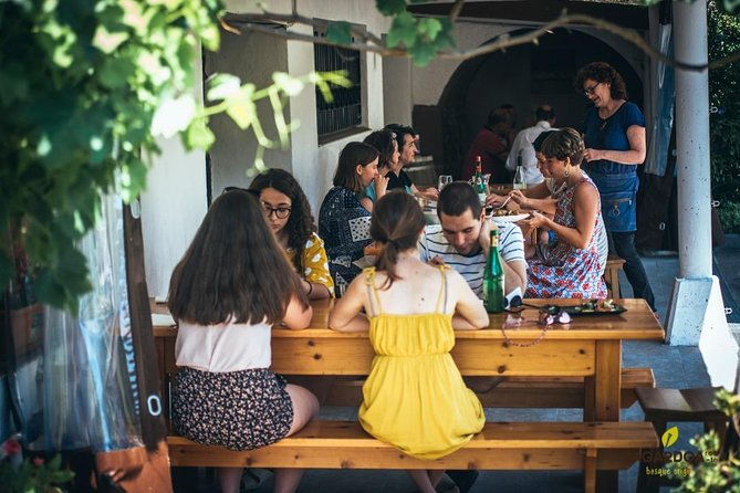 basque-cider-house-guided-tour-meal-from-san-sebastian