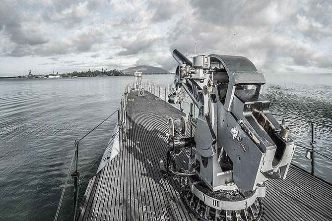 battleships-of-wwii-at-pearl-harbor-from-big-island