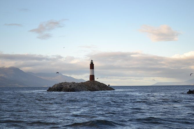 beagle-channel-and-seal-island-catamaran-tour-from-ushuaia