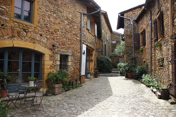 beaujolais-wine-tour-tastings-gourmet-picnic-lunch