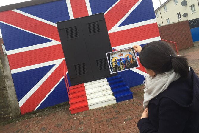 belfast-black-cab-irish-and-british-mural-2hr-private-tour