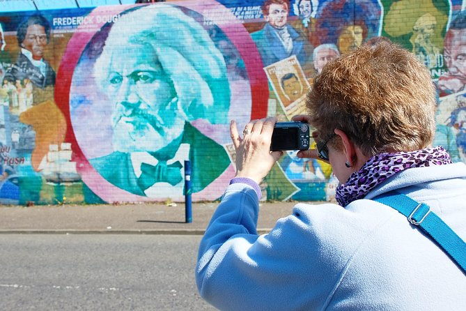 belfast-the-troubles-cab-tour-adventure-2hrs-personal-guide