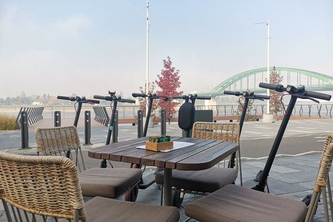 belgrade-layover-private-tour-e-scooter-sighteeing