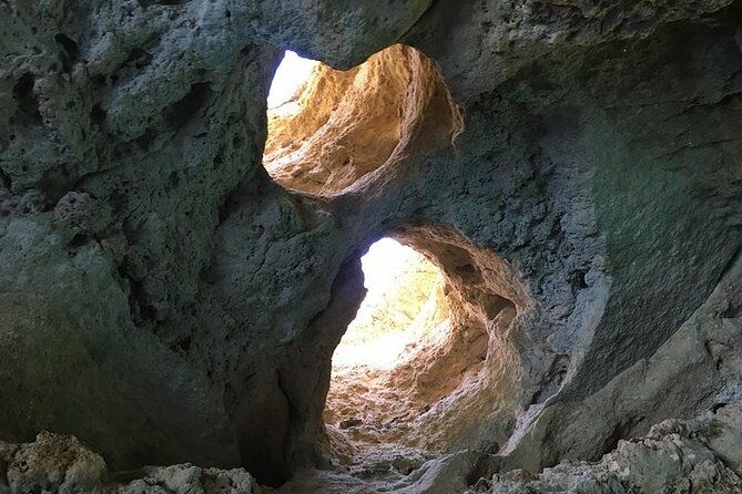 benagil-private-tour-with-captain-algarve-cave-captain