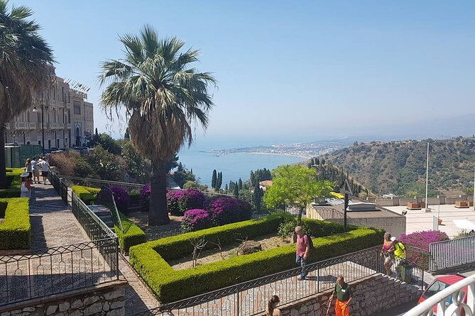 best-shore-excursion-etna-taormina-messina-with-tasting-of-sicilian-products
