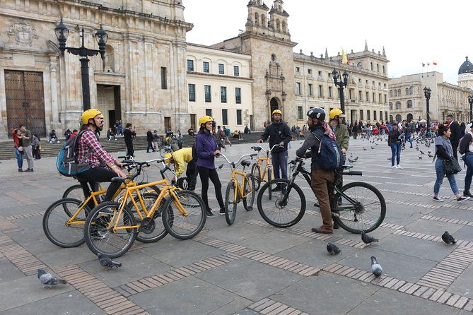 bike-tour-in-la-candelaria-bogota
