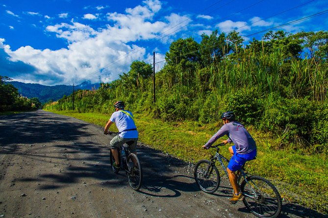 biking-tour-around-arenal-volcano-and-lake