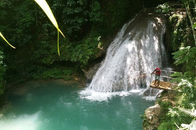 blue-hole-and-dunns-river-falls-from-montego-bay