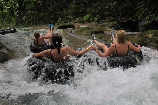 blue-hole-and-river-tubing-from-ocho-rios