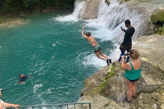 blue-hole-and-sightseeing-tour-from-ocho-rios-jamaica