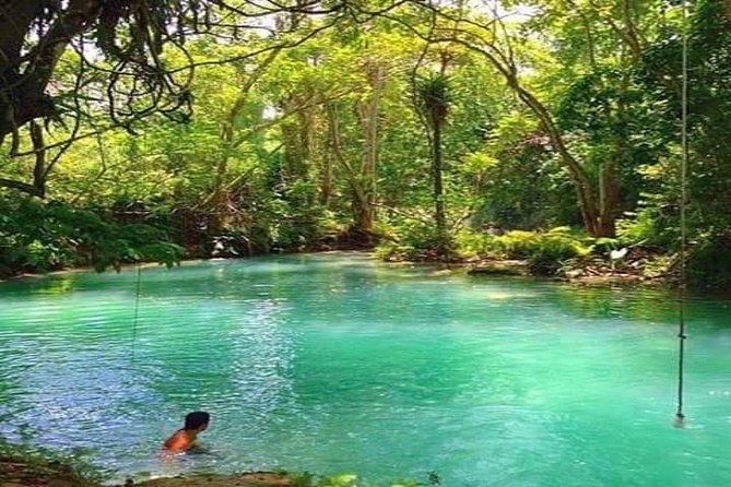 blue-hole-and-white-river-tubing-from-ocho-rios-runaway-bay
