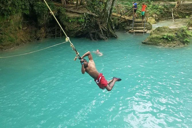 blue-hole-secrets-falls-and-white-river-tubing-private-tour