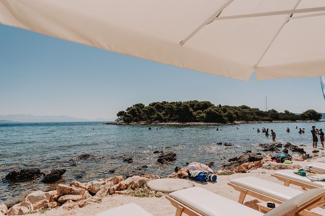 blue-lagoon-maslinica-half-day-tour-from-trogir-2