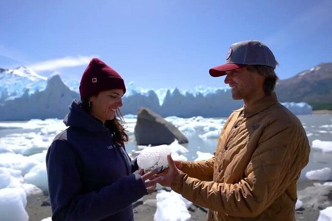 blue-safari-experience-hiking-and-navigation-on-glaciers