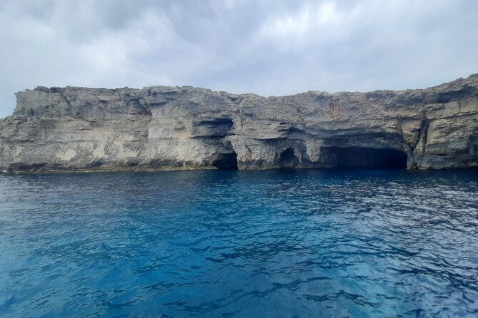 boat-charters-blue-lagoon-crystal-lagoon-comino-malta-2