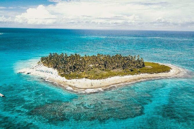 boat-tour-to-johnny-cay-san-andres-island