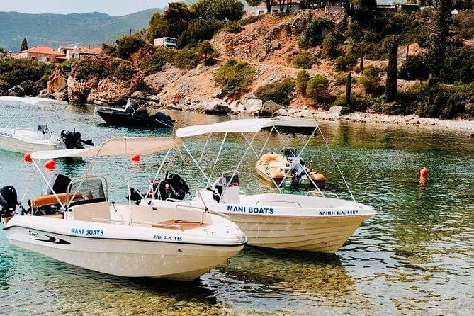 boating-around-mani-costline-rent-a-boat-in-kardamili-mani-2