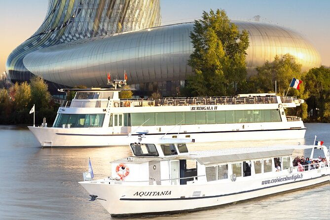bordeaux-cruise-wine-and-canele-discovery