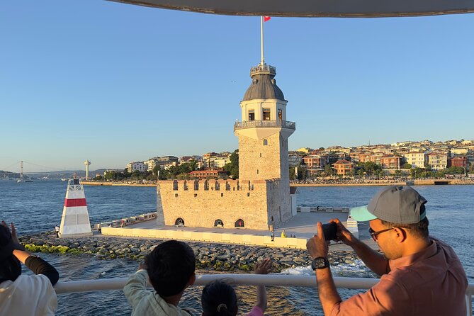 bosphorus-daytime-or-sunset-sightseeing-cruise-audio-guide-2