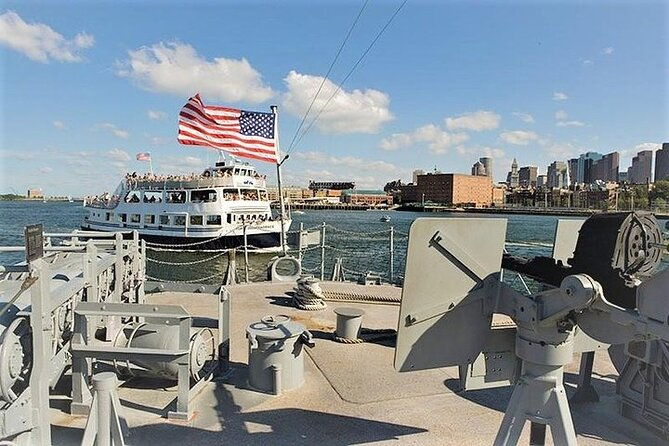 boston-historic-sightseeing-harbor-cruise-with-up-close-view-of-uss-constitution