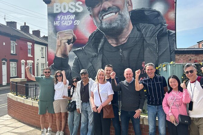 brewsviewsfootball-history-private-group-bus-tour-2-6-people