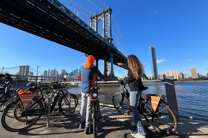 broadway-bike-tour-with-authentic-dutch-bikes