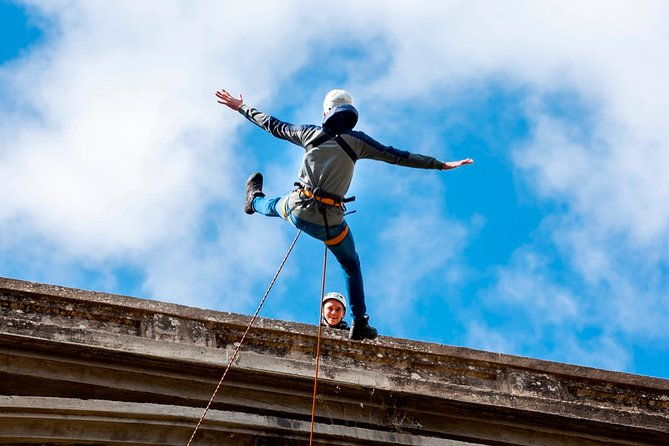 bungee-jumping-over-the-gallego-river