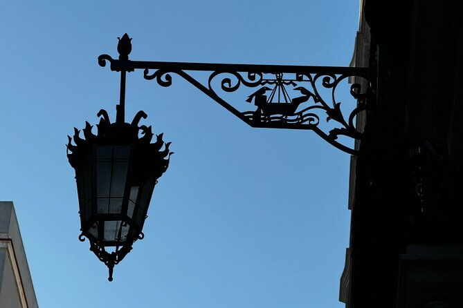 cadiz-from-a-seagulls-eye-view-a-route-between-rooftops-and-observation-towers