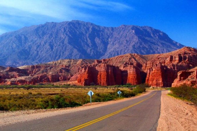 cafayate-vineyards-and-calchaquies-valleys-tour-from-salta