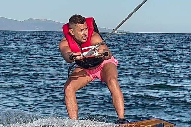 cagliari-wakeboard-and-water-games-in-the-gulf-of-angels
