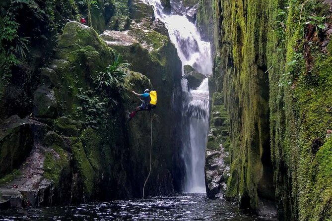 canyoning-at-usina-river