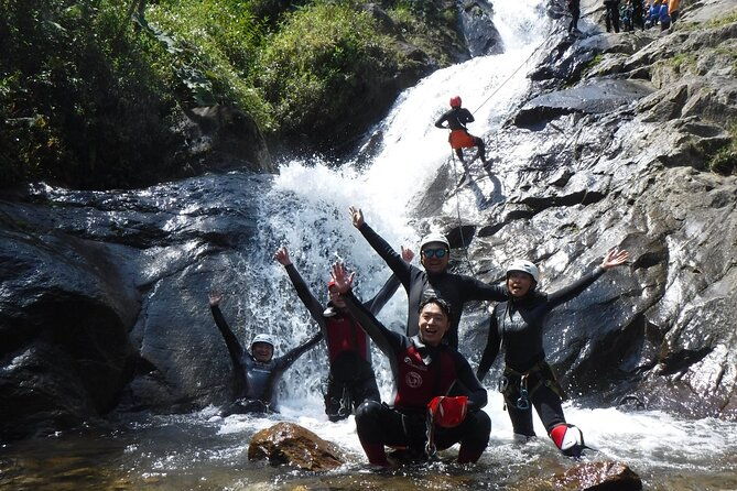 canyoning-in-banos-de-agua-santa