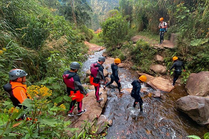 canyoning-in-chamana-35-meter-waterfall
