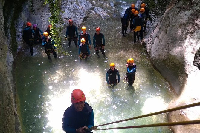 canyoning-in-ecouges-valley-in-vercors-grenoble-2