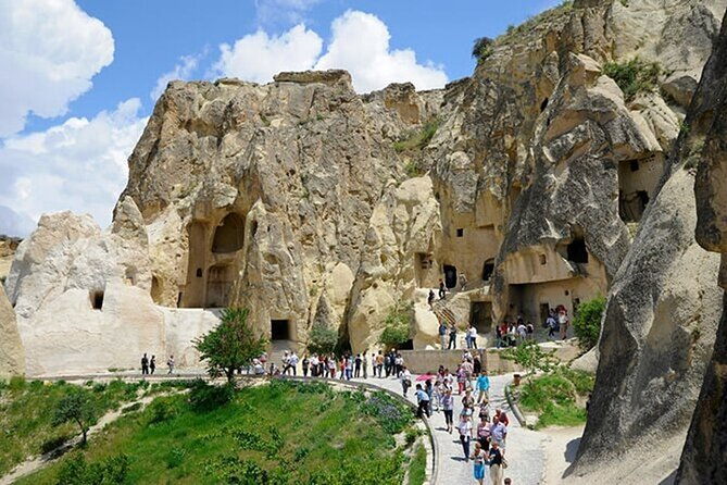 cappadocia-red-tour-with-open-air-museum-and-expert-tour-guide
