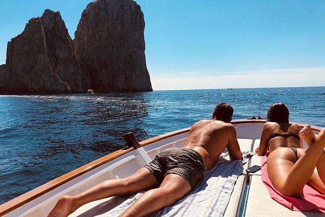 capri-boat-tour-in-3-hours