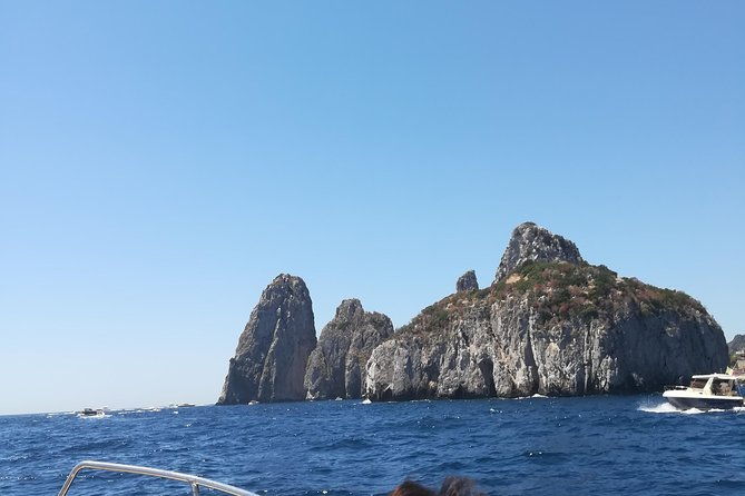 capri-night