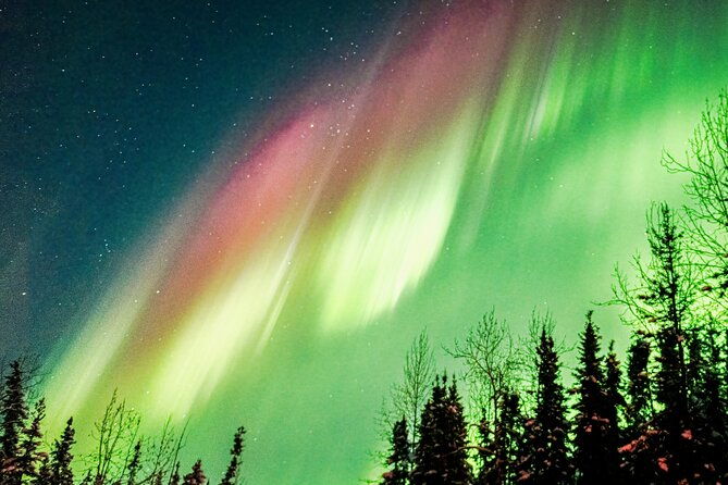 capturing-the-ethereal-beauty-northern-lights-photo-workshop