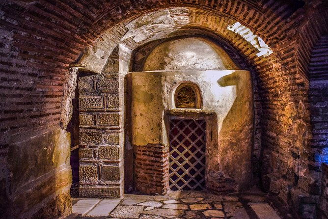 catacomb-tour-in-sofia-guided-by-a-local