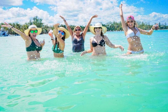 catamaran-booze-cruise-and-snorkeling-punta-cana