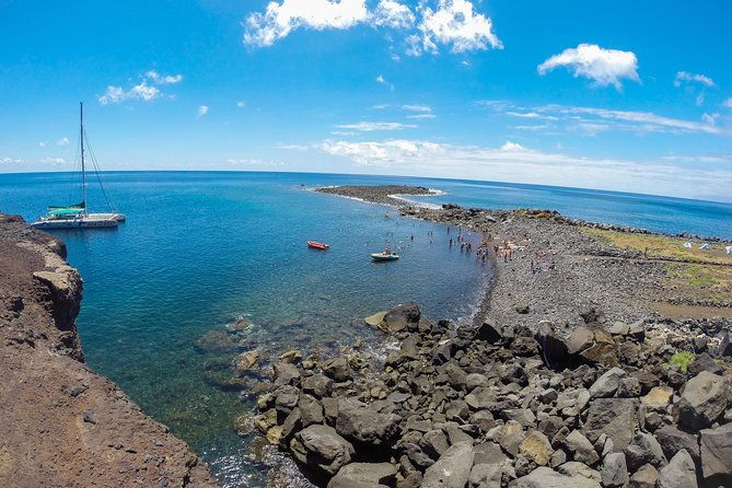 catamaran-day-cruise-to-desertas-islands-from-funchal-2