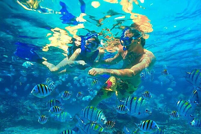 catamaran-party-in-punta-cana-with-unlimited-drinks-2