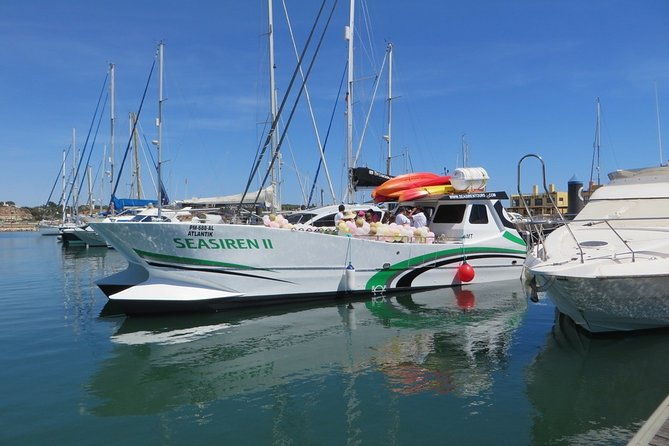 catamaran-private-tour-benagil-marinha-beach-28-pax
