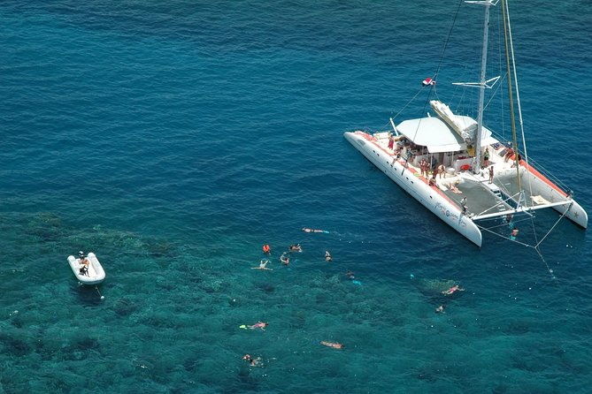catamaran-snorkeling-all-inclusive-day-trip